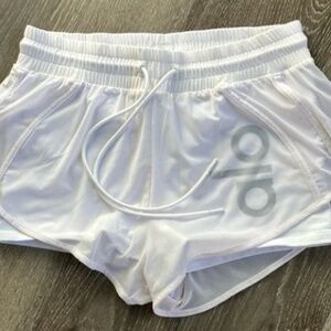alo yoga size XS women’s ambience mesh drawstring shorts